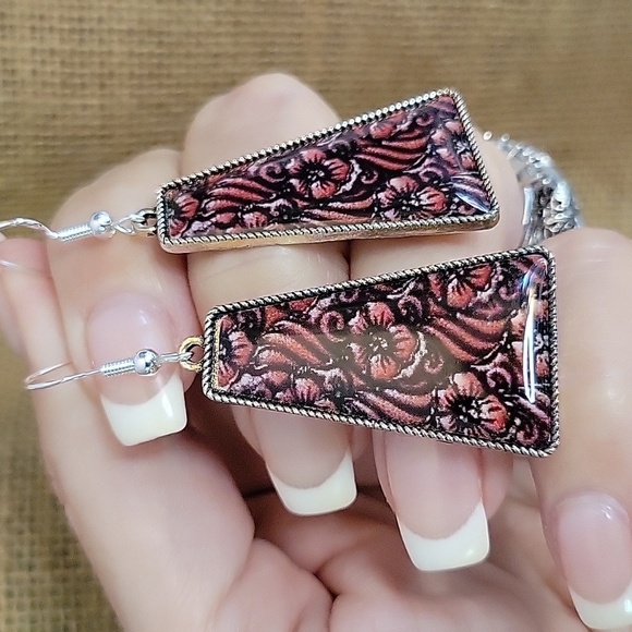 BOHO FLORAL LEATHER ILLUSION EARRINGS, 925 WIRES - Picture 1 of 7